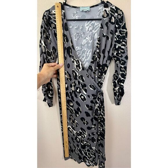 NWOT Veronica M Animal Print Wrap Long Sleeve Dress with Side Tie Women's Large - Picture 6 of 9